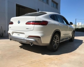 boule d'attelage col de cygne BMW X4