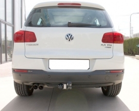 attache caravanne col de cygne Volkswagen TIGUAN